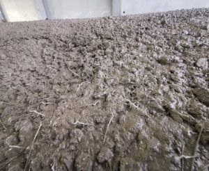 Mélange de dalles en béton renforcé de fibres